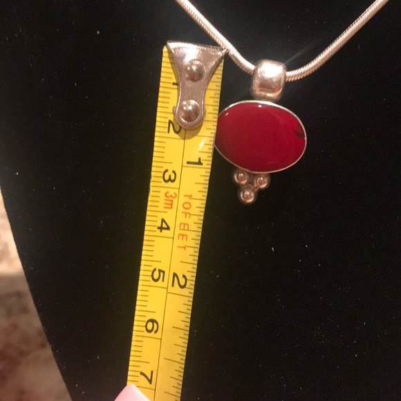 Sterling silver and red coral pendant. - Picture 3 of 4